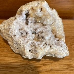 Beautiful Sparkly Golden Healer Quartz Geode- Reiki- Meditation- Decor